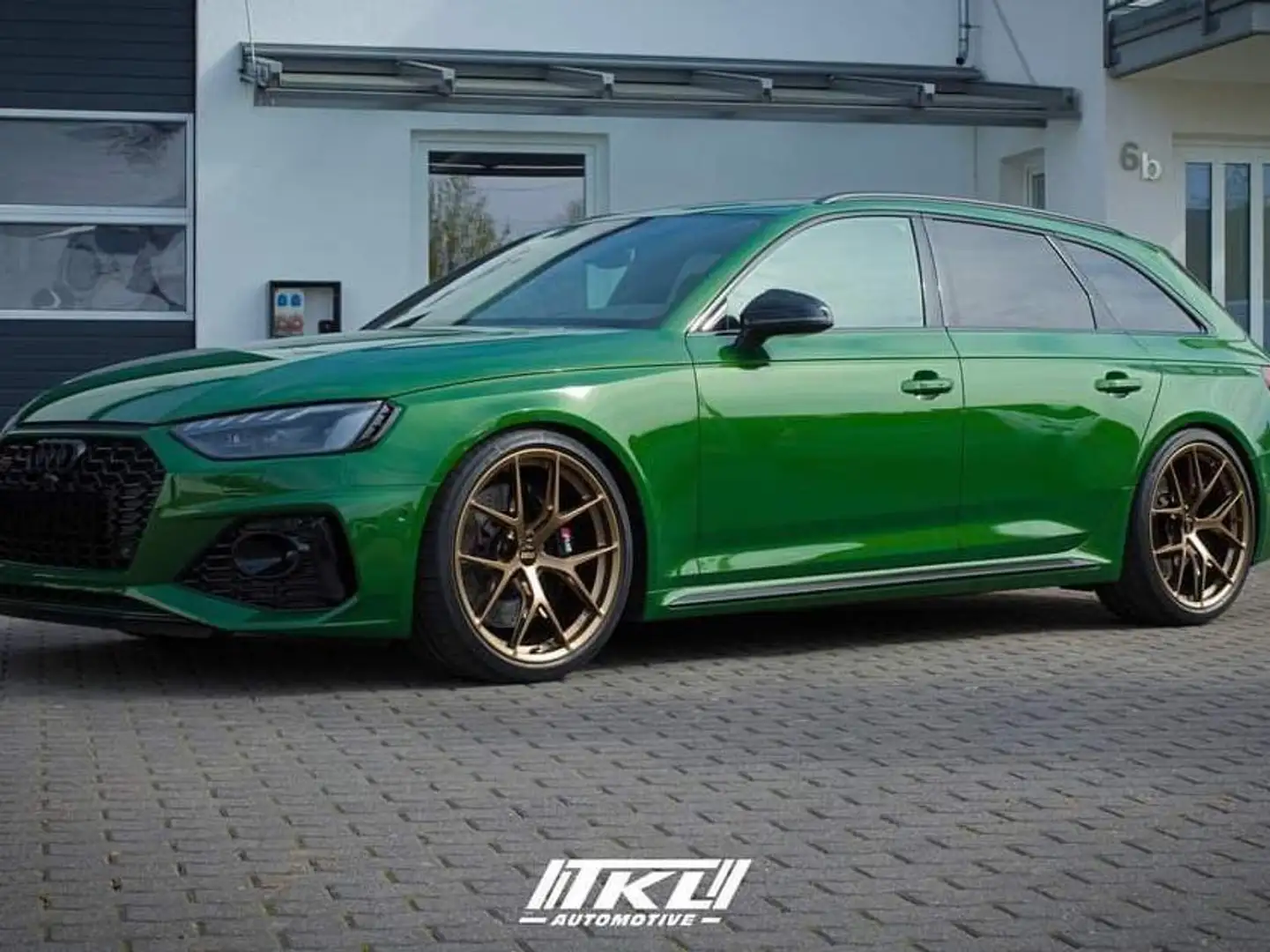 Audi RS4 RS4 Avant quattro tiptronic Grün - 2