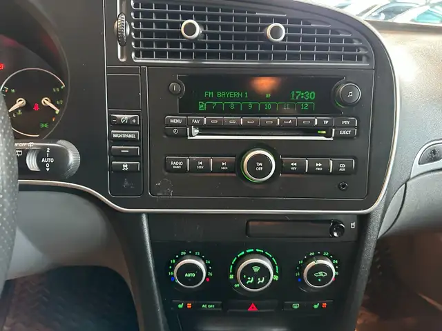 Saab 9-3 view 10