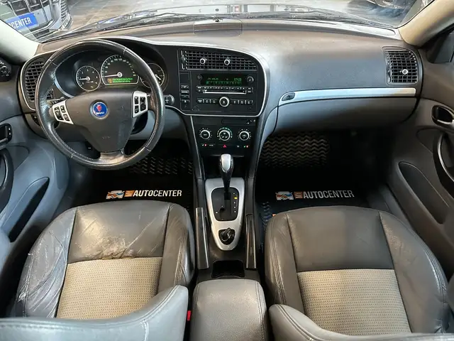 Saab 9-3 view 6