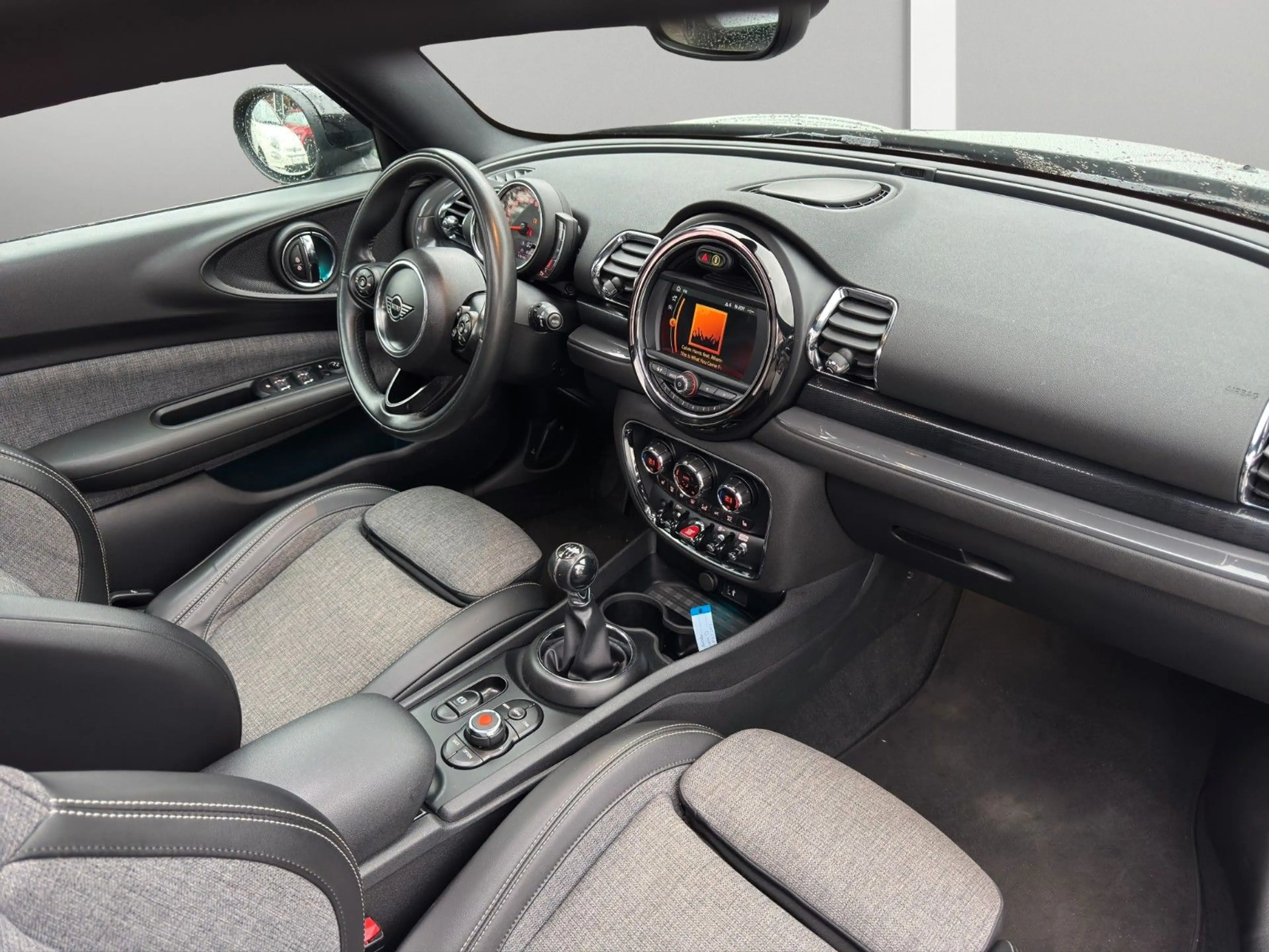 MINI Cooper D Clubman T.Leder Panorama CarPlay LED SH — photo 15