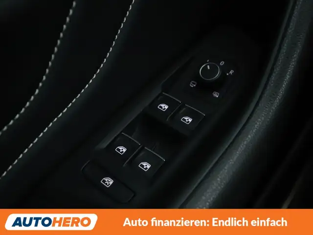 Volkswagen Passat view 23