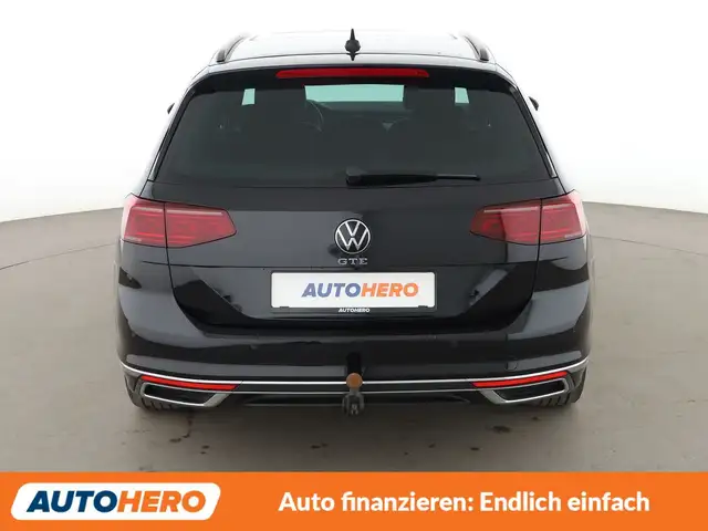 Volkswagen Passat view 5