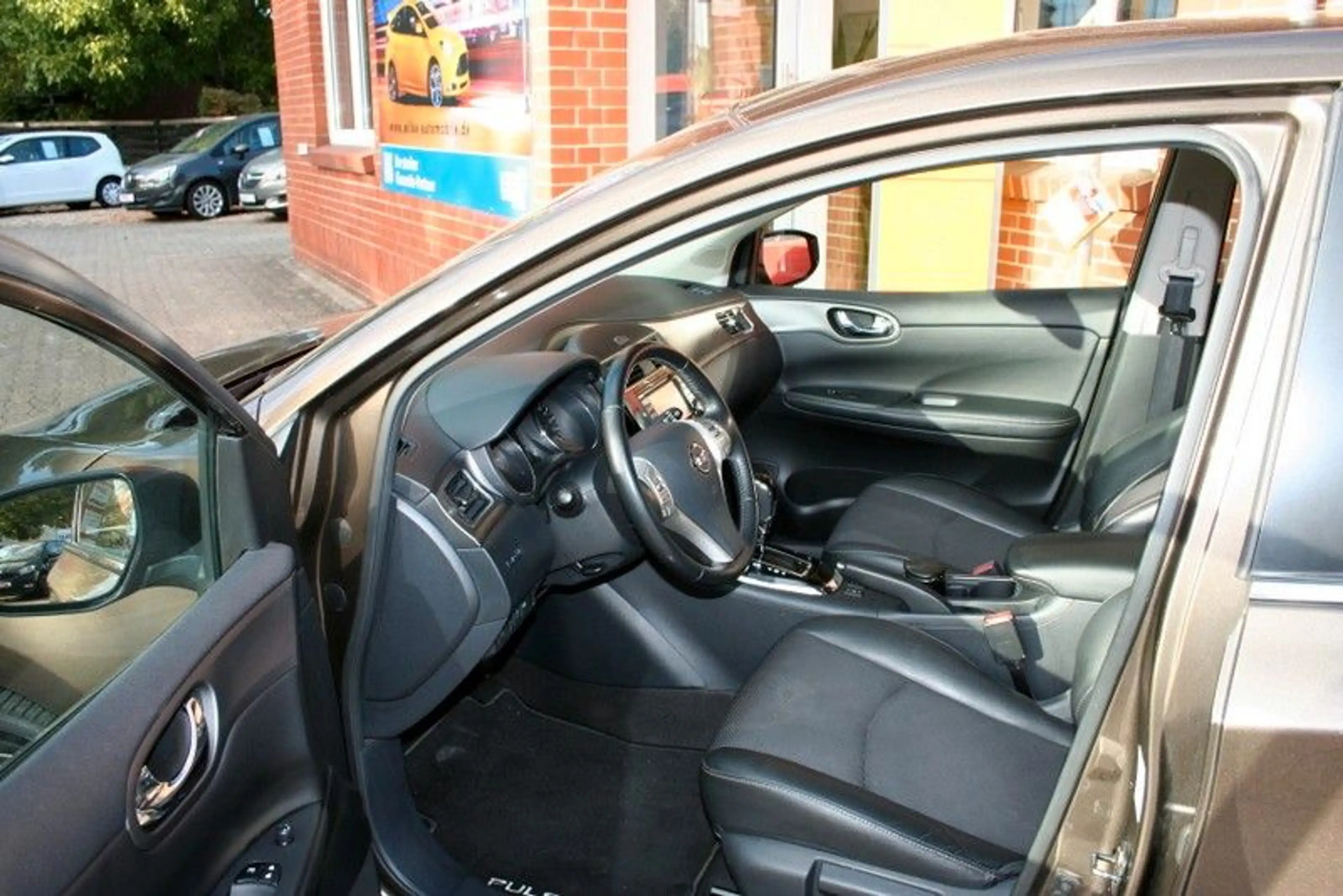 Nissan Pulsar N-Connecta+Automatik+73.600 KM+AHK+Navi++ — photo 4