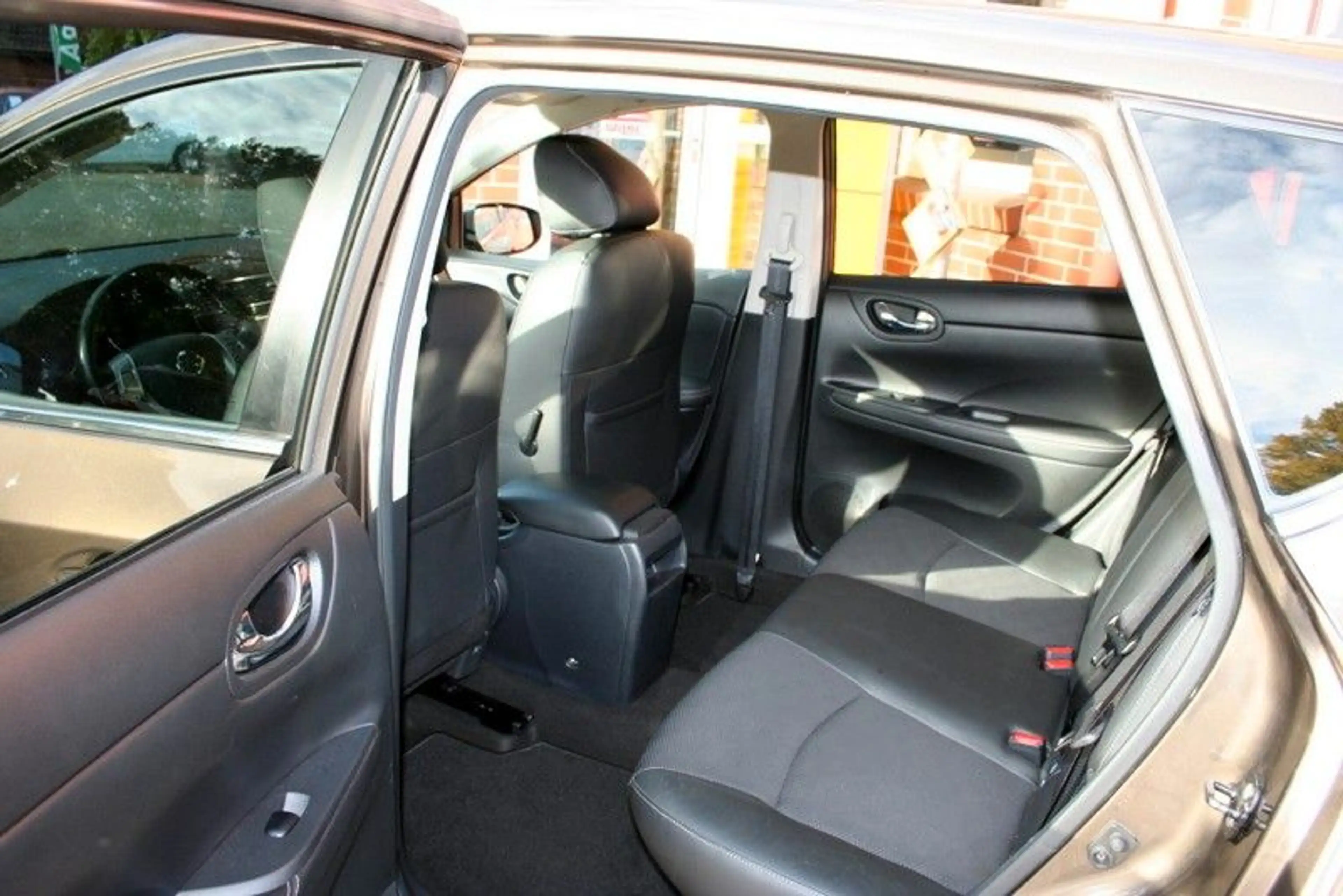 Nissan Pulsar N-Connecta+Automatik+73.600 KM+AHK+Navi++ — photo 9