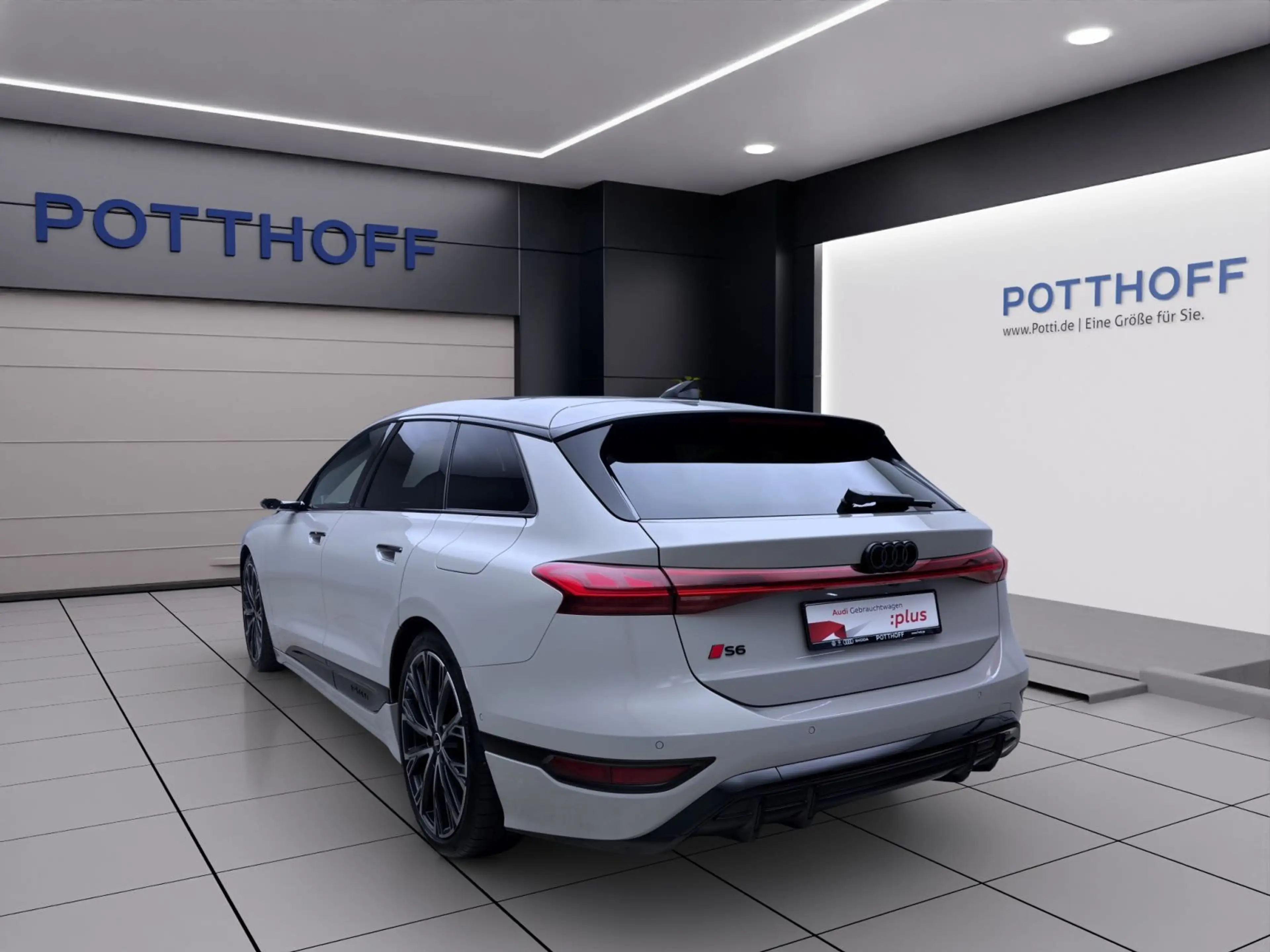 Audi S6 e-tron Q EDITION ONE BEIGE B&O MATRIX P — photo 3