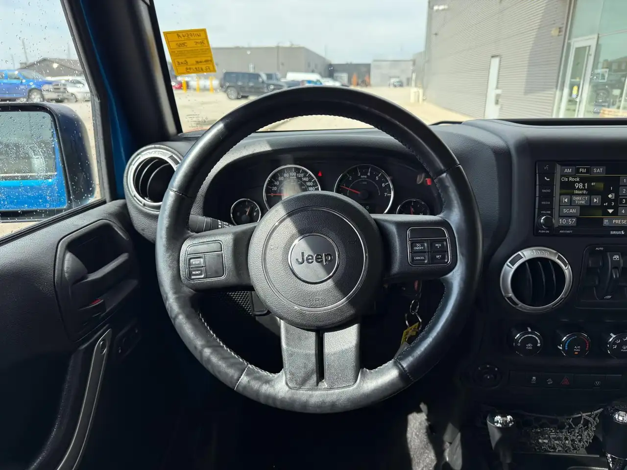 Jeep Wrangler снимка Jeep Wrangler