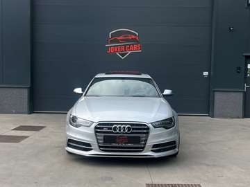 4.0 TFSI V8 Quattro Bose