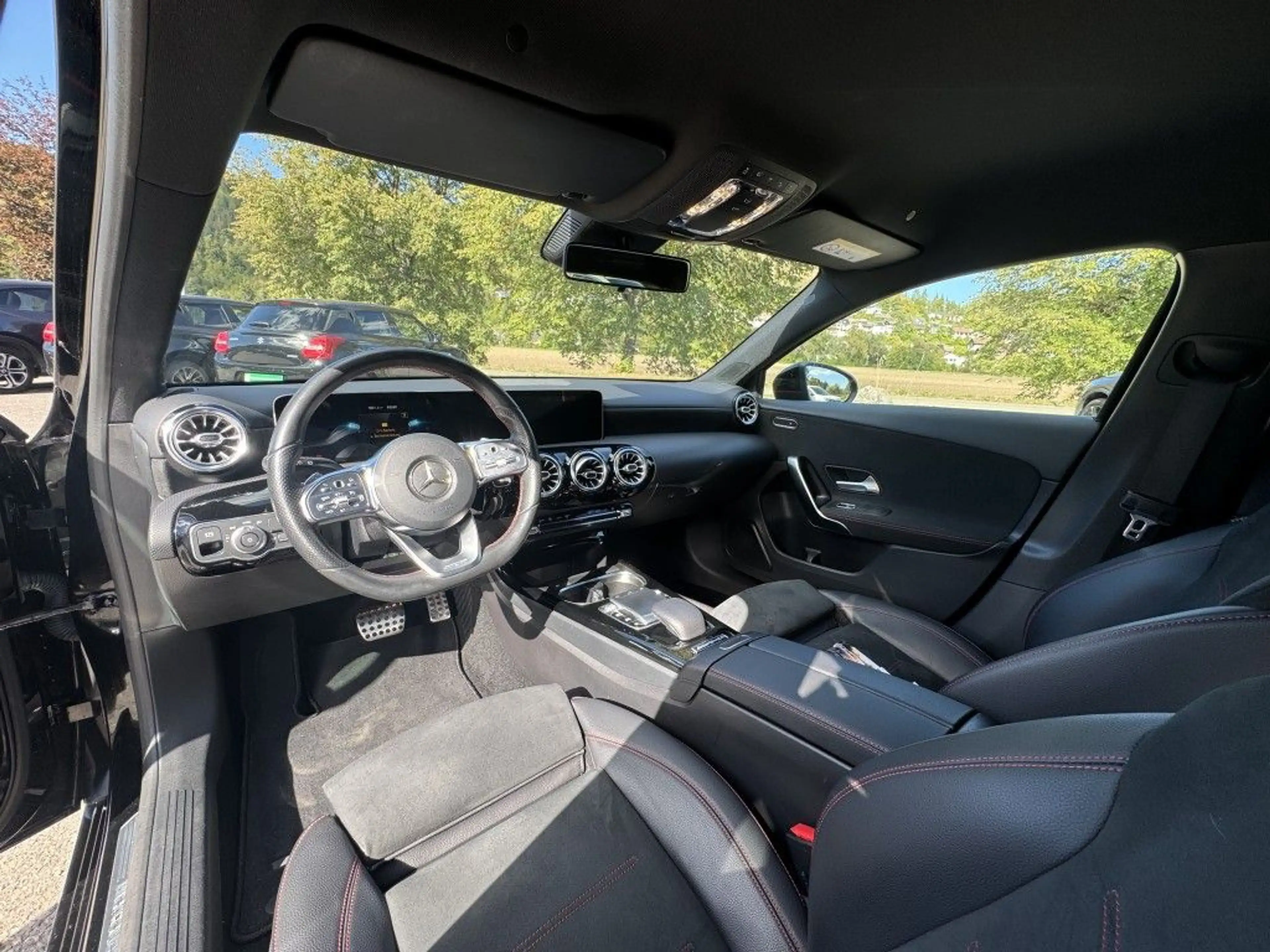 Mercedes-Benz A 200 7G-DCT AMG Line — photo 12