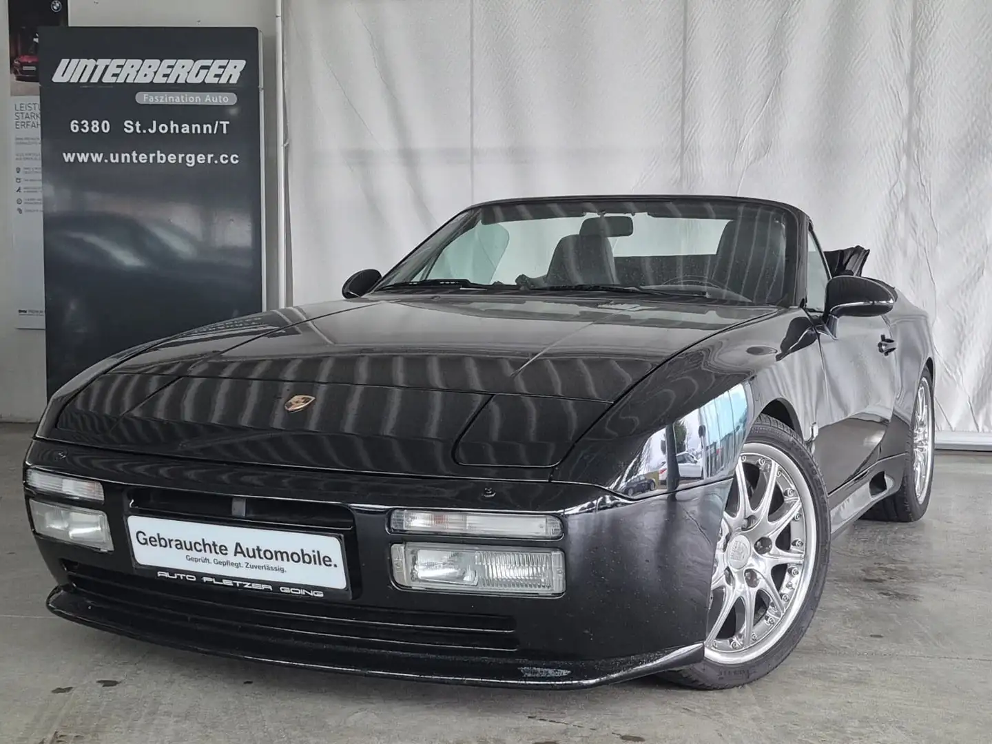 Porsche 944 Turbo Cabrio Schwarz - 1