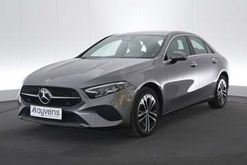 Sedan 250e PHEV LEDER/CUIR LED GPS PDC CAM Carplay
