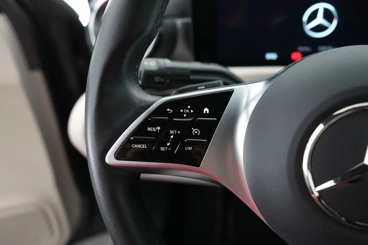 Mercedes-Benz A-Class Sedan 250e PHEV LEDER/CUIR LED GPS PDC CAM Carplay, миниатюра 25