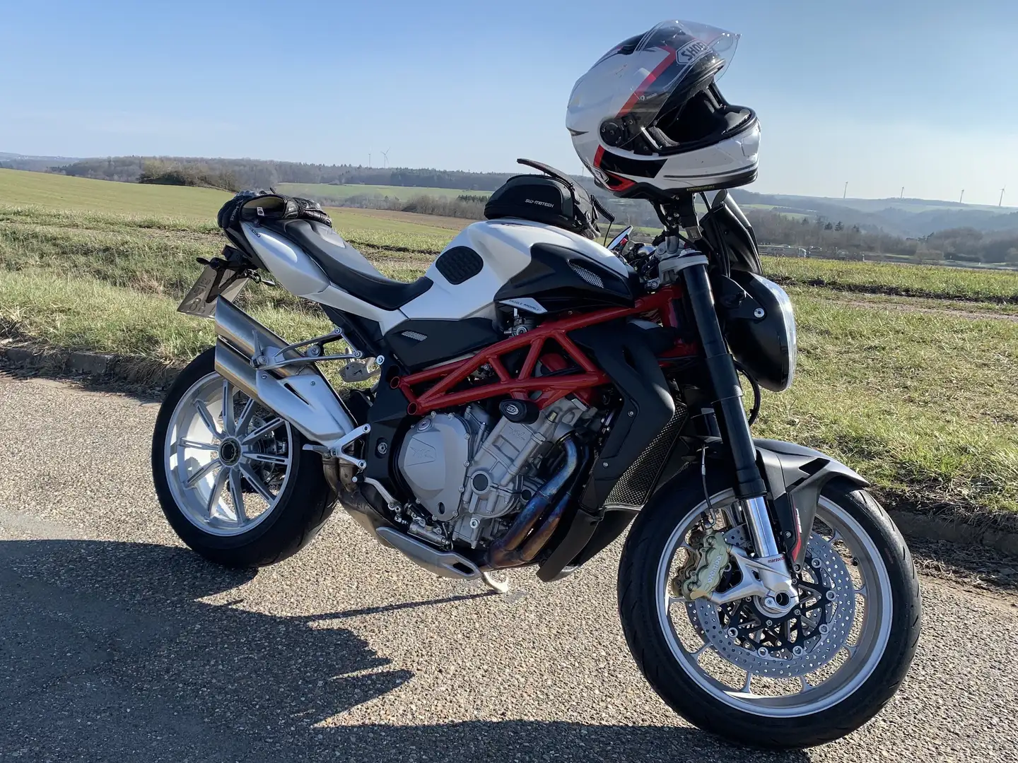 MV Agusta Brutale 1090 ABS - 1