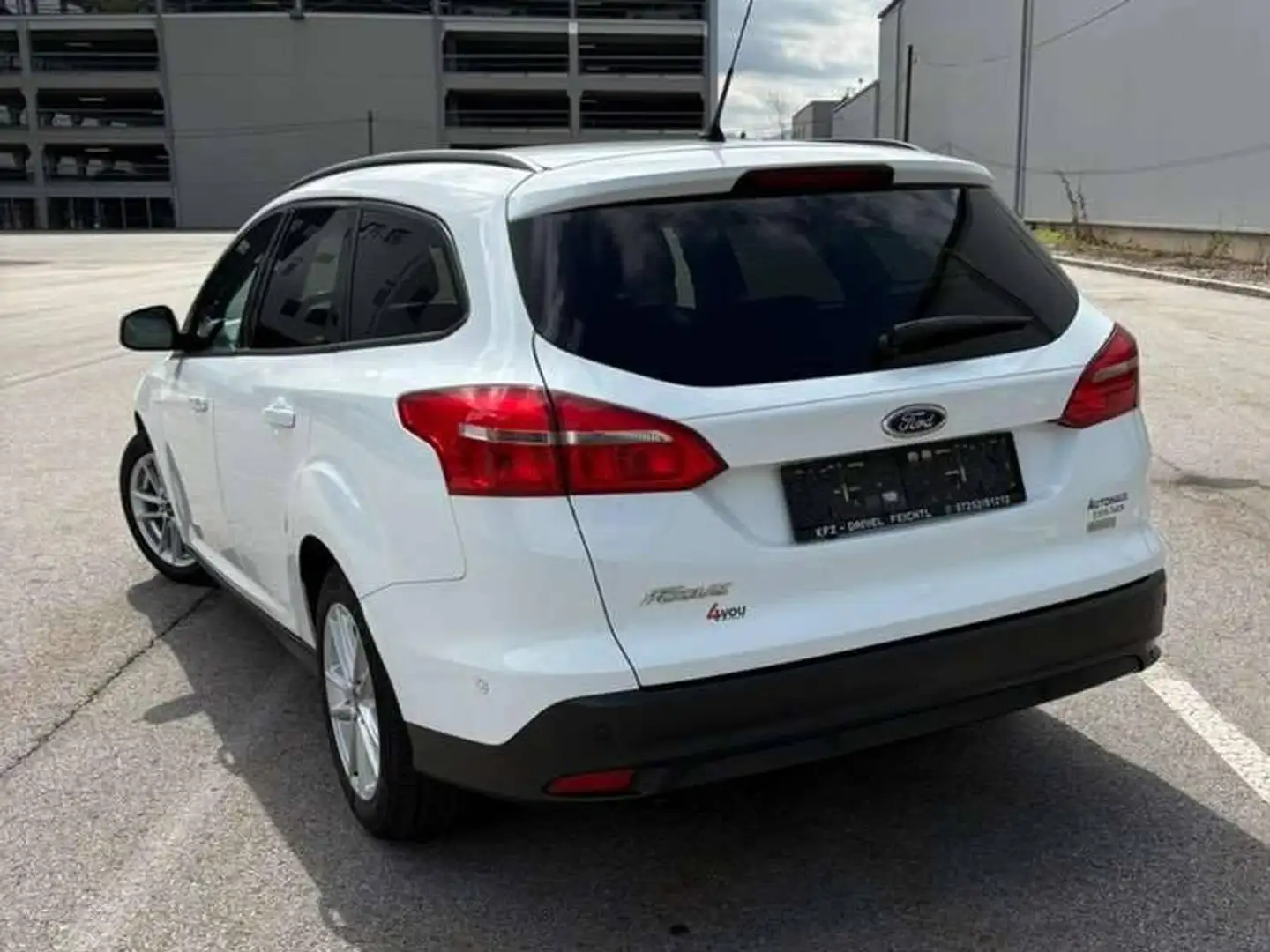 Ford Focus Focus Traveller Ecosport 1,6 Ecosport Weiß - 2