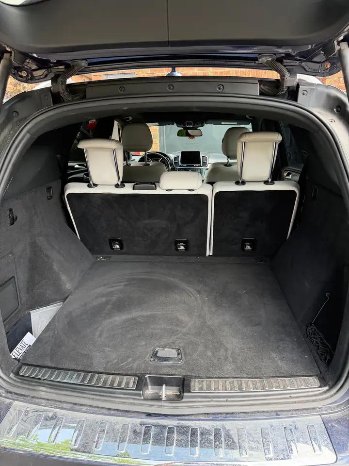 Mercedes-Benz GLE photo Mercedes-Benz GLE