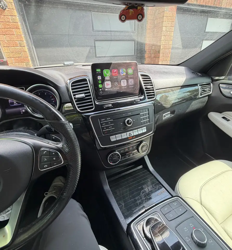 Mercedes-Benz GLE photo Mercedes-Benz GLE