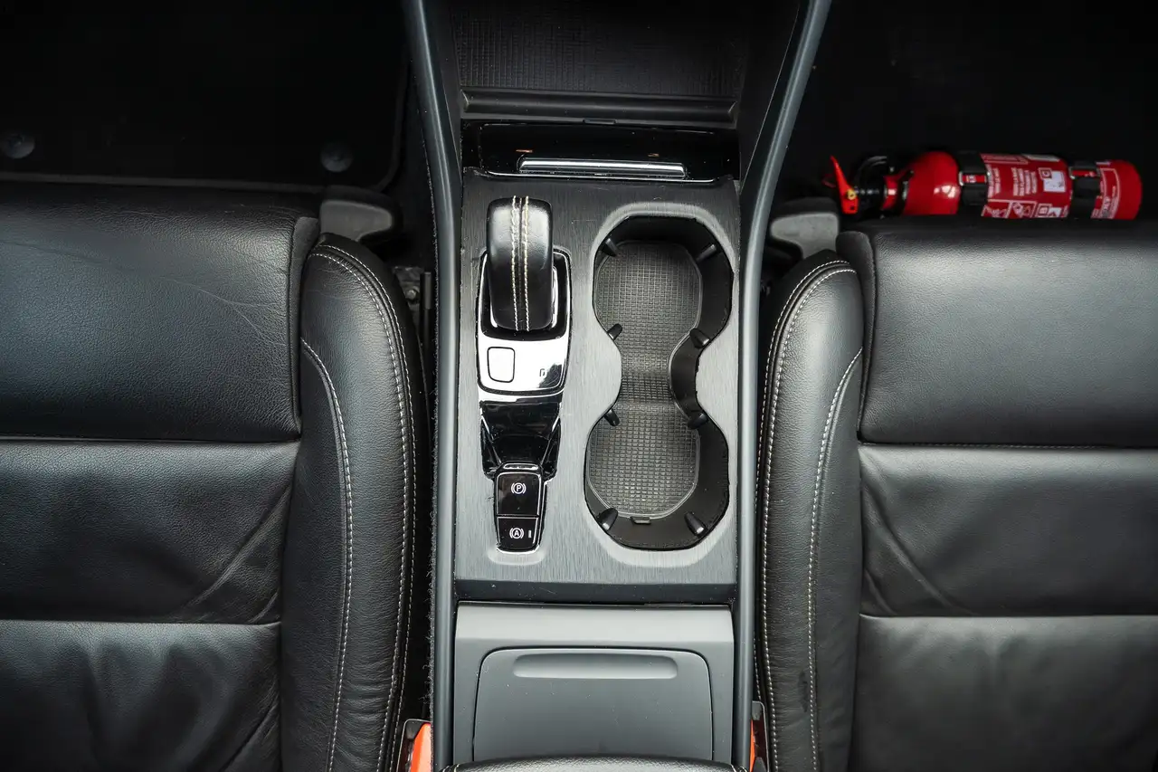 Volvo XC40 1.5 T2 R-Design / Trekhaak / Carplay / Camera, миниатюра 23