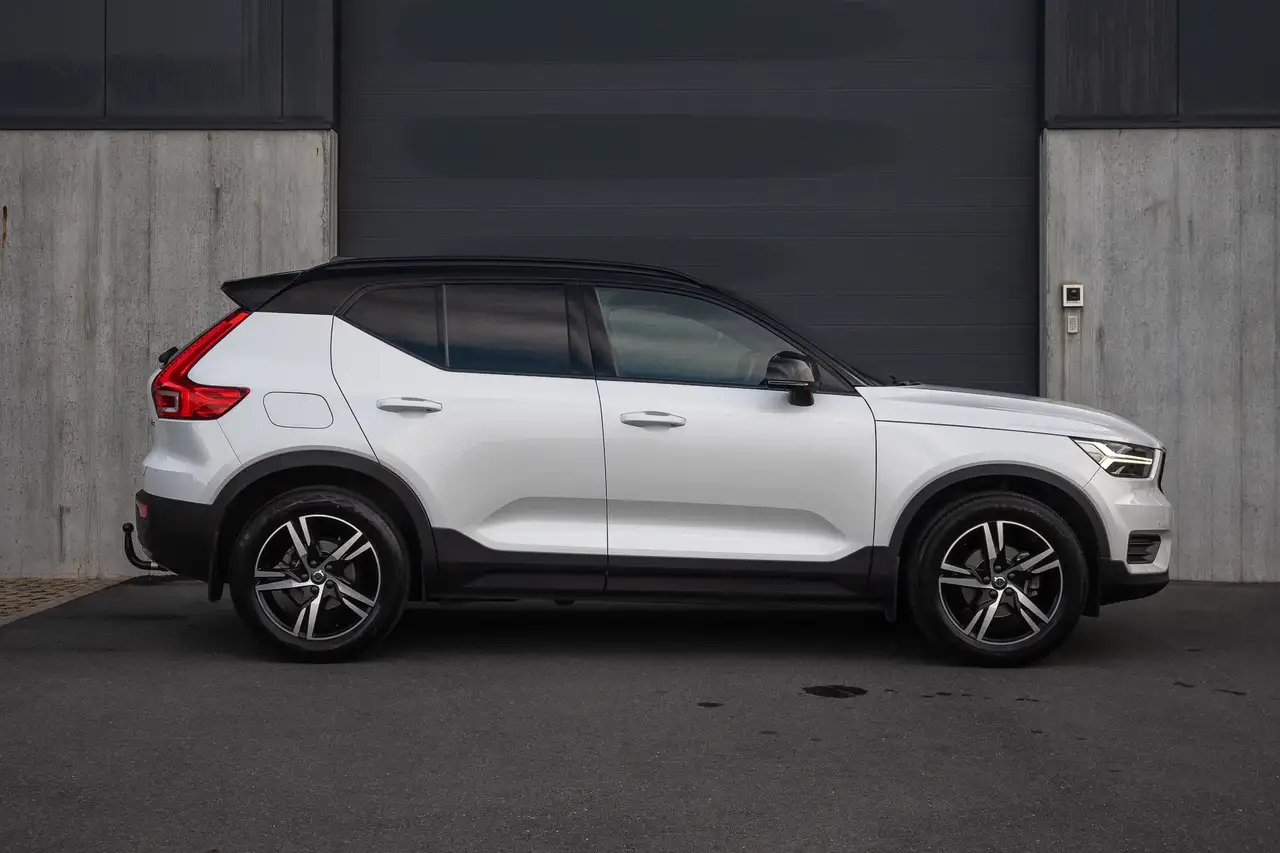 Volvo XC40 1.5 T2 R-Design / Trekhaak / Carplay / Camera, миниатюра 2
