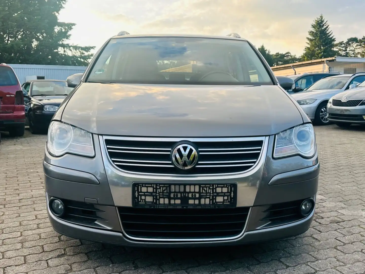 Volkswagen Touran Trendline,Tüv&inspNeue,klima,AHK, Grau - 2