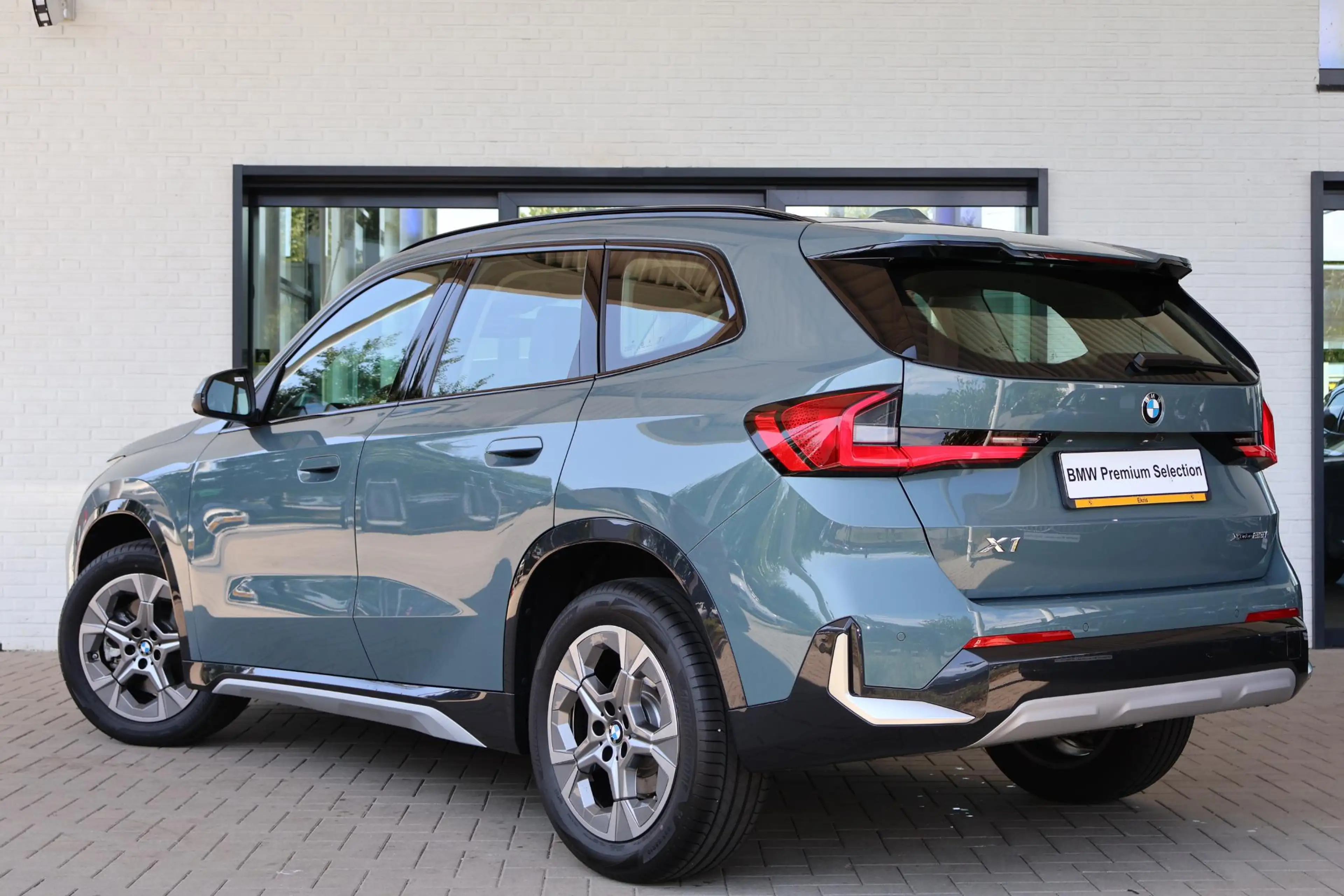 BMW X1 xDrive23i | xLine | Trekhaak Elektrisch | Massage — photo 2