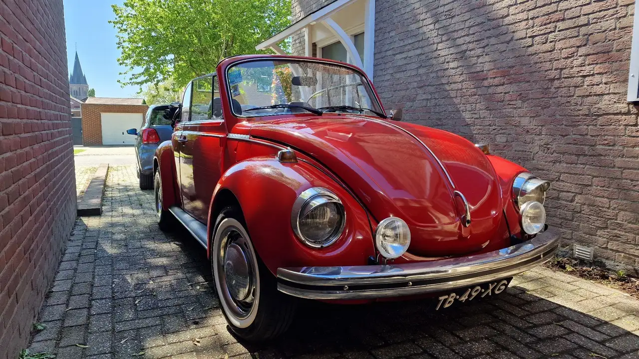 Volkswagen 1303, foto 1