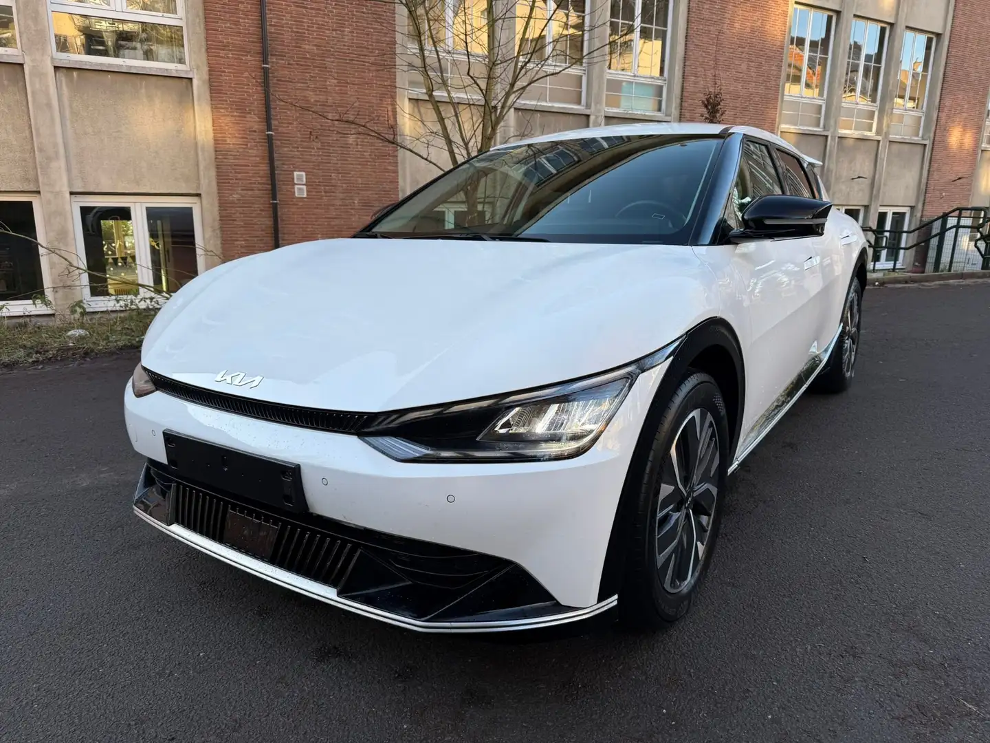 Kia EV6 77.4 kWh RWD Earth GRANTIE 48 MOIS/MAANDEN Bílá - 1