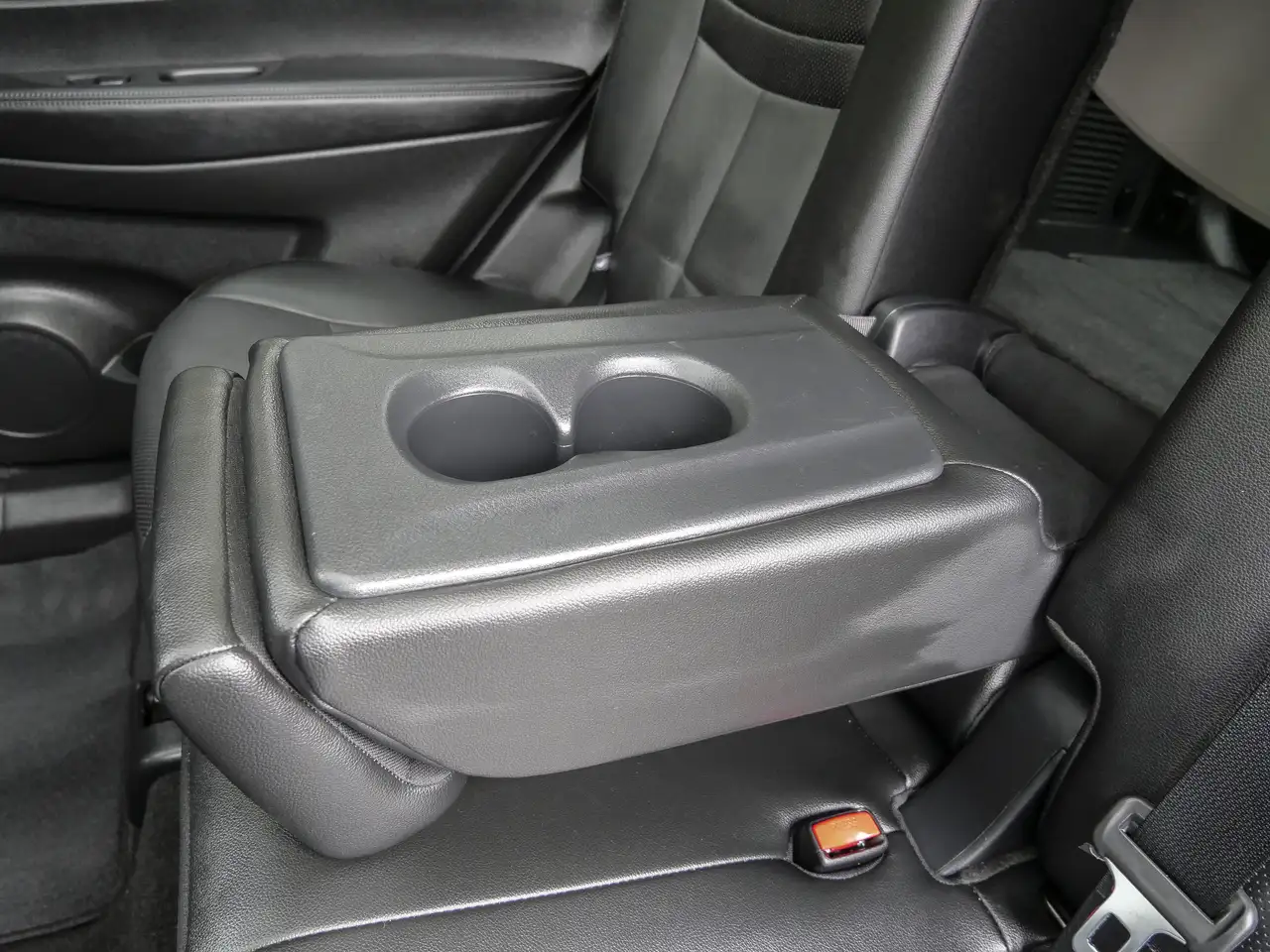 Nissan Rogue photo Nissan Rogue