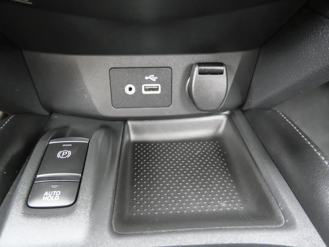 Nissan Rogue photo Nissan Rogue