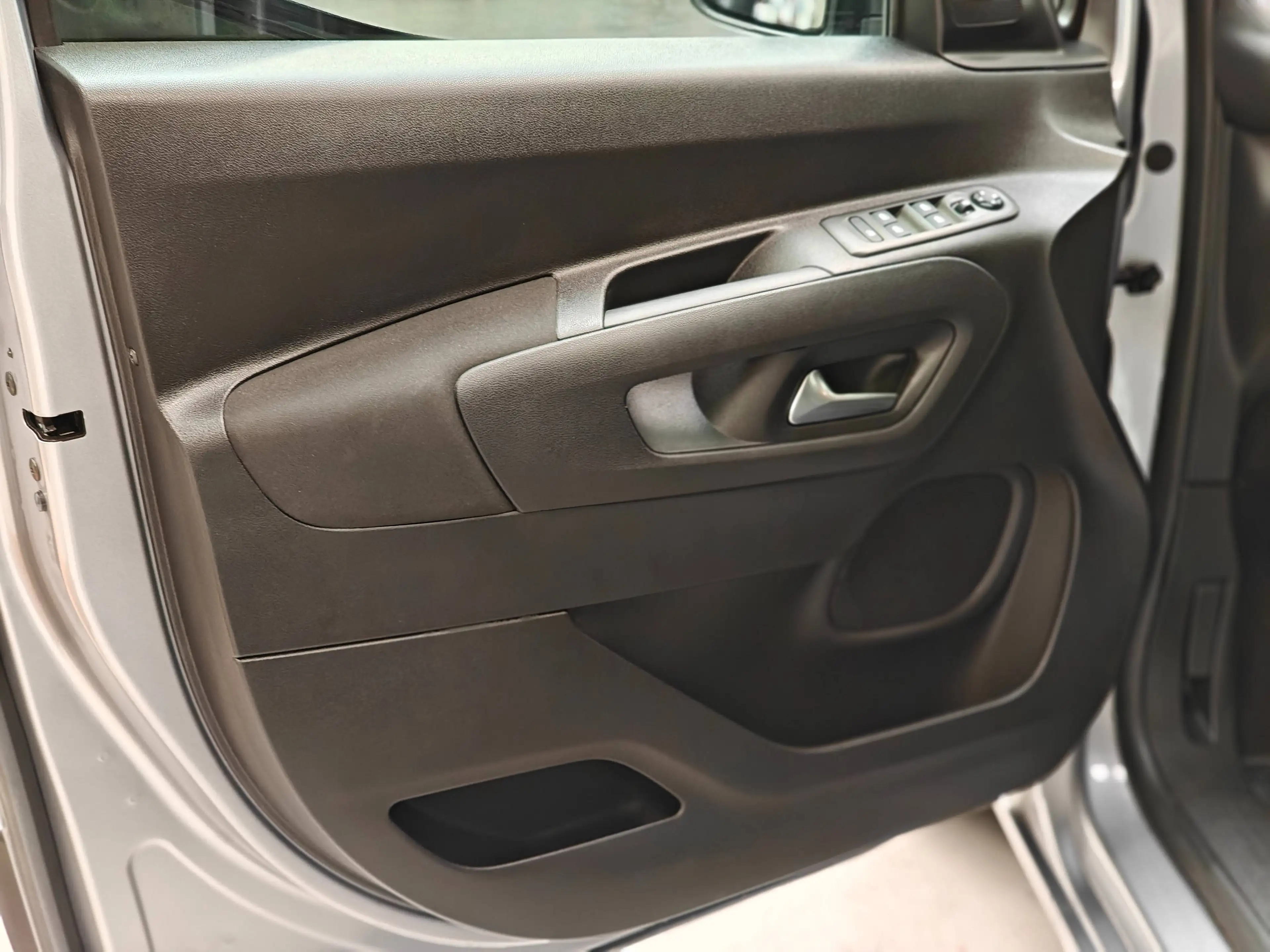 Opel Combo Life 1.2 T L1H1 Edition S/S - Mirror Link - Camera - Trekhaak — photo 12