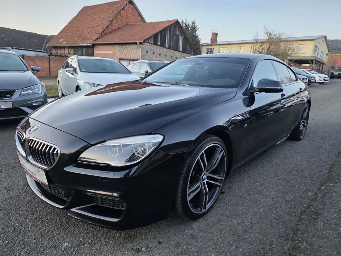 BMW 640 640d GranCoupé M-Paket  NAVI R-KAMERA XENON Head Schwarz - 2