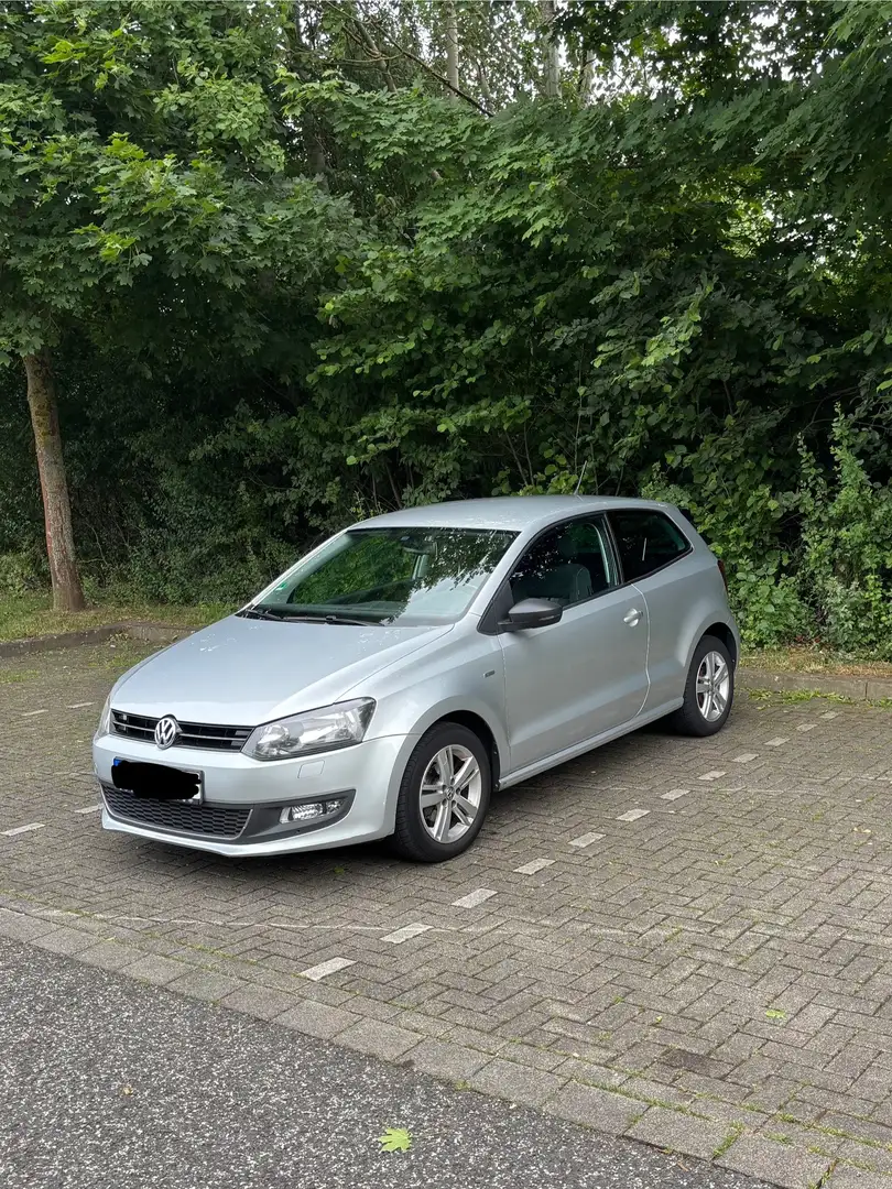 Volkswagen Polo 1.2 MATCH - 1