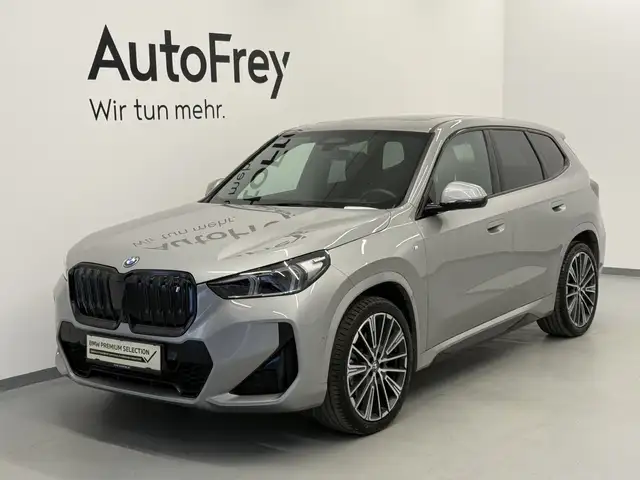 BMW iX1 xDrive30