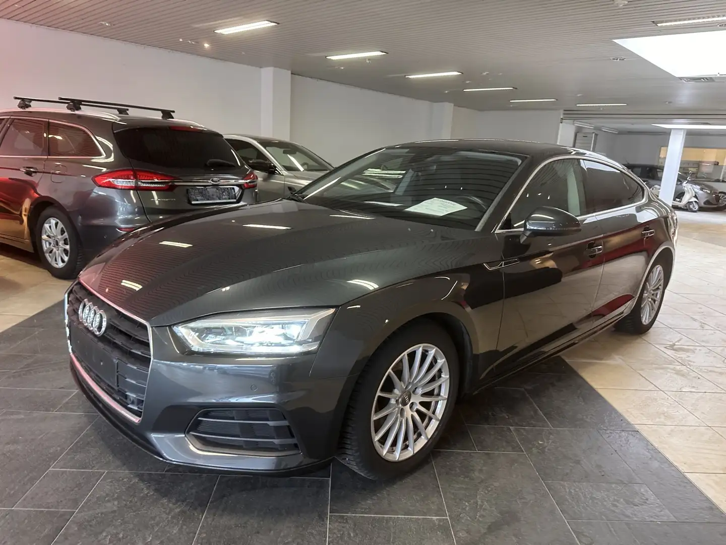 Audi A5 Sportback 2.0 TFSI CNG Sport S tronic Šedá - 1