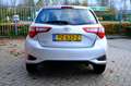 Toyota Yaris 1.5 VVT-i Aspiration Aut. *15.570km!* Clima|Cam|1e Grijs - thumbnail 8