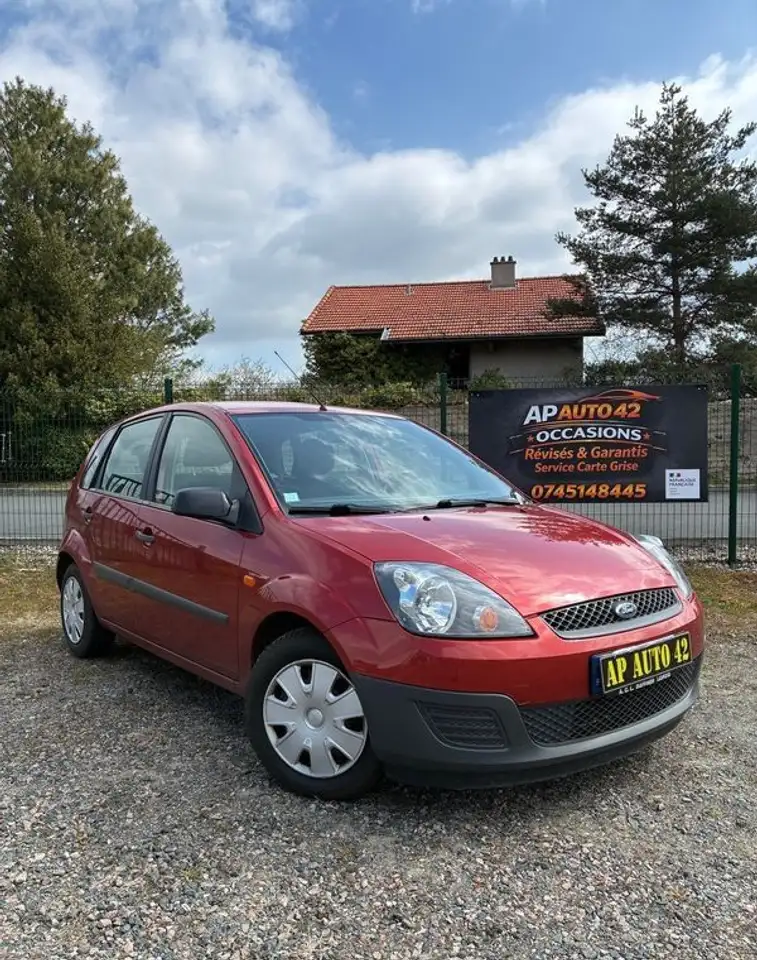 Ford Fiesta Ambiente 1,3L Duratec 69cv Essence