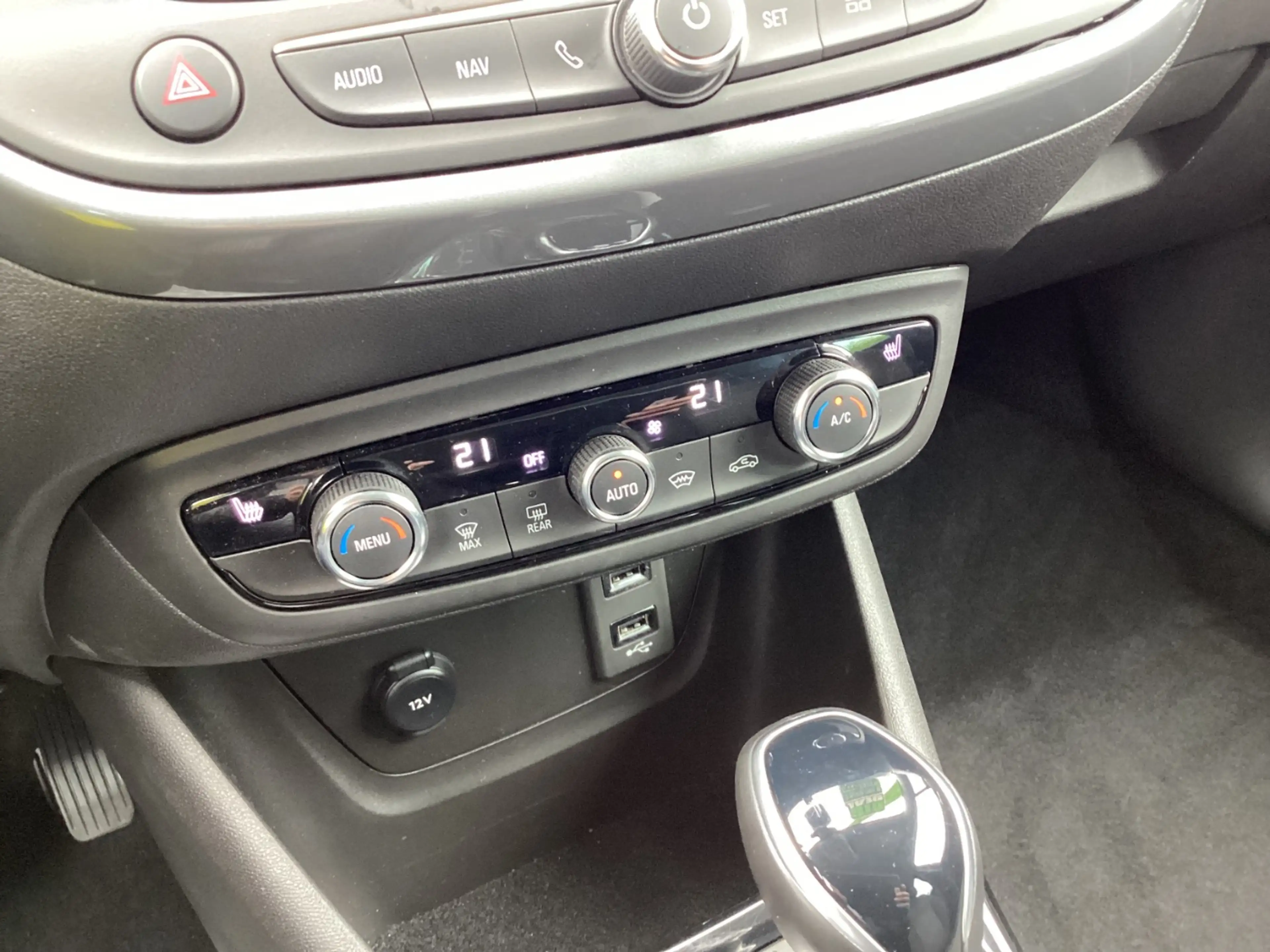 Opel Crossland 1.2 Turbo ELEGANCE PAKET Klima+Navi+PDC — photo 15
