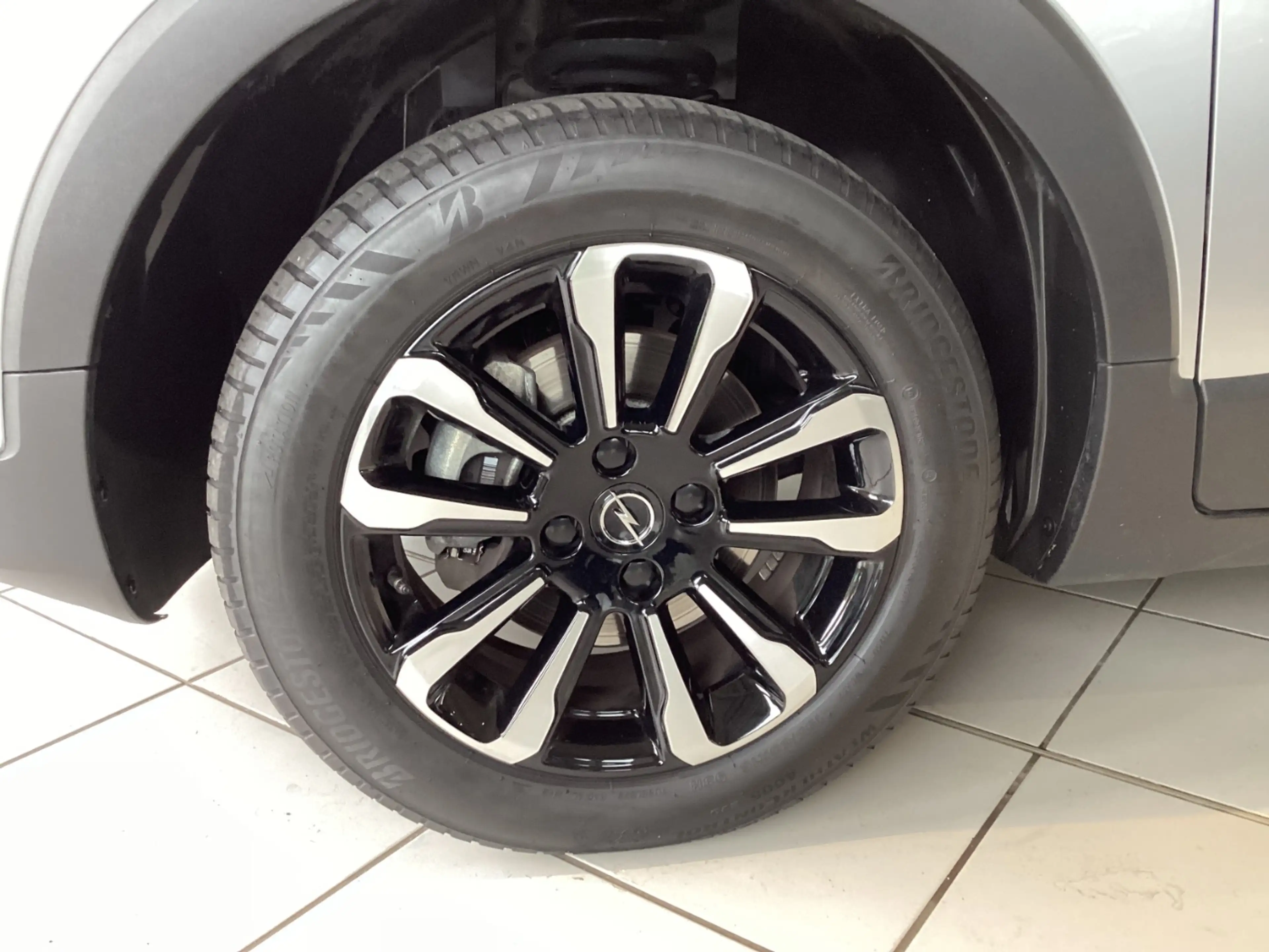 Opel Crossland 1.2 Turbo ELEGANCE PAKET Klima+Navi+PDC — photo 9