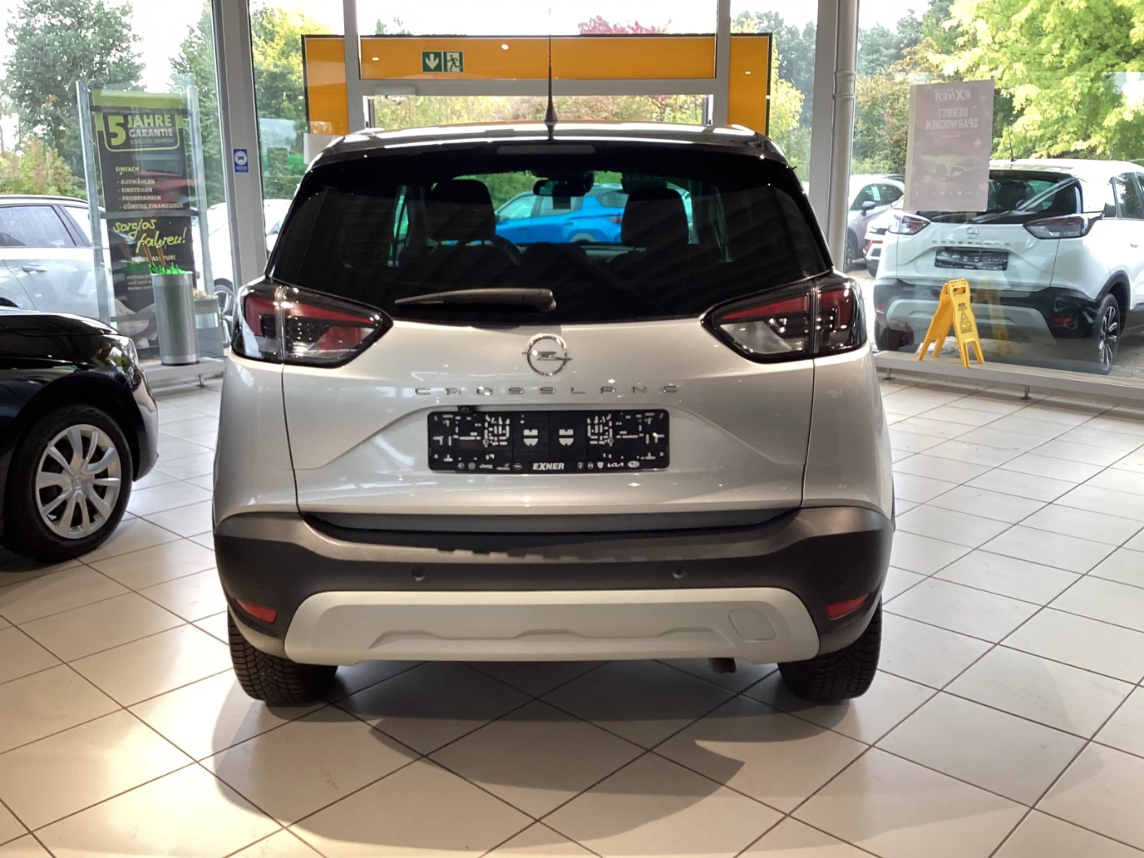 Opel Crossland 1.2 Turbo ELEGANCE PAKET Klima+Navi+PDC — photo 5