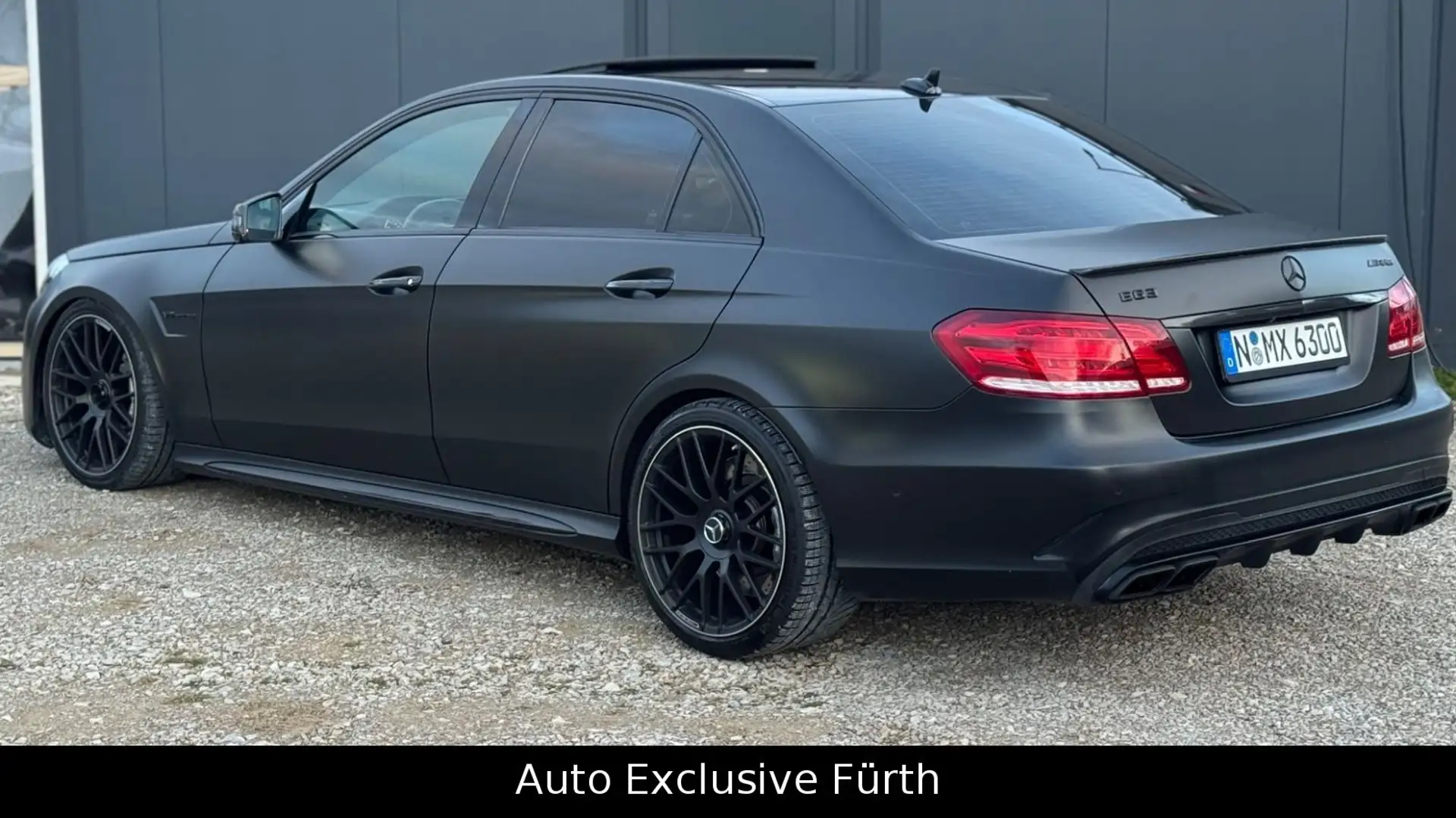 Mercedes-Benz E 63 AMG Lim.*Kamera*H&K*Massage*Sitzbelüftung* Noir - 2
