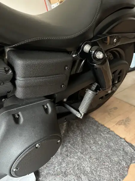 Harley-Davidson Dyna Fat Bob - foto 8