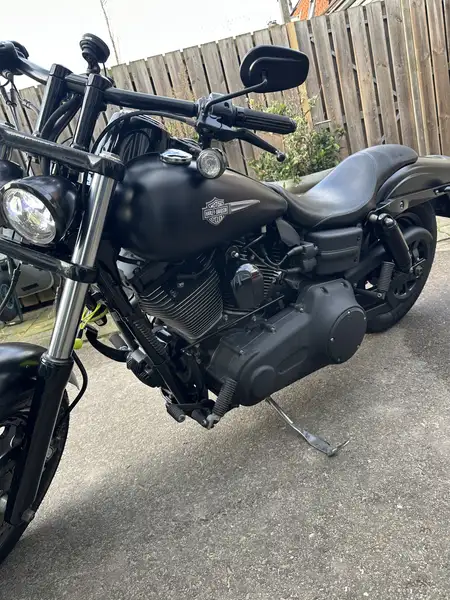 Harley-Davidson Dyna Fat Bob - foto 3