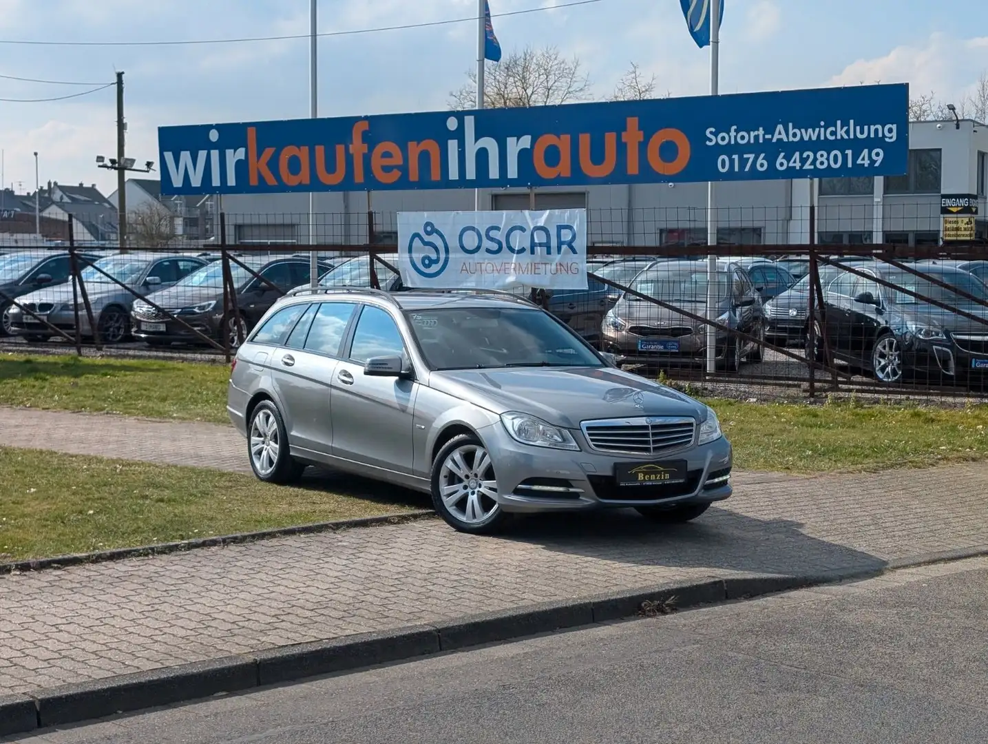 Mercedes-Benz C 180 C -Klasse T-Modell C 180 T*KLIMA*NAVI*PDC Silber - 1