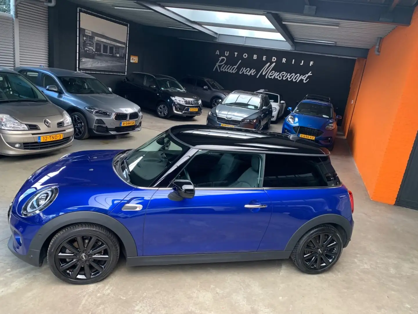 MINI 1.5 COOPER CHILI / Navigatie / Sportstoelen Azul - 2