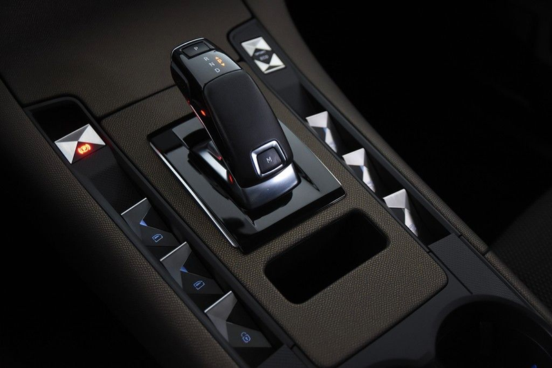 DS Automobiles DS 7 Crossback *1.Hand*Pano.*Leder*Navi* — photo 15