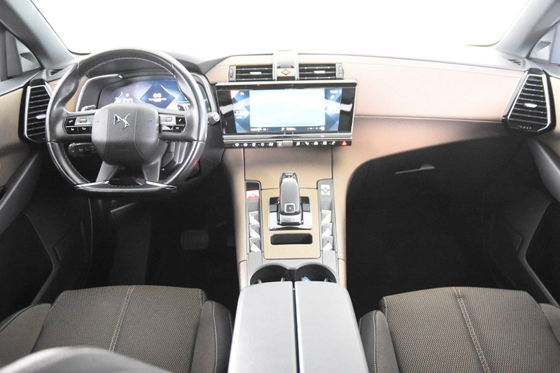 DS Automobiles DS 7 Crossback *1.Hand*Pano.*Leder*Navi* — photo 2