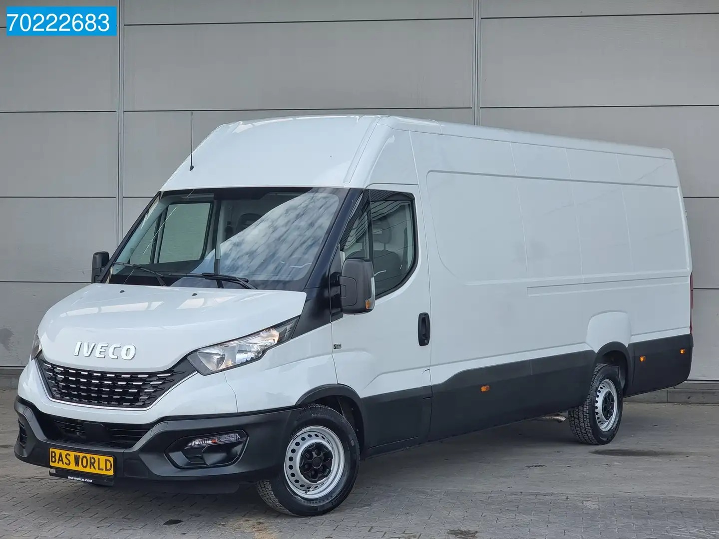 Iveco Daily 35S14 140pk Automaat L3H2 L4H2 Airco Cruise 16m3 A Blanco - 1