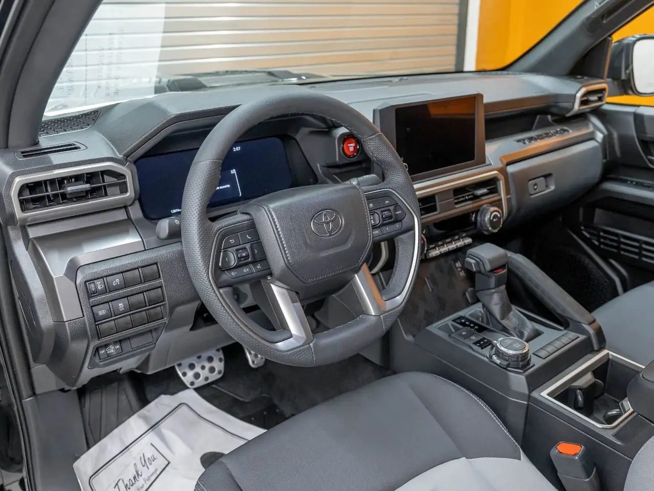 Toyota Tacoma снимка Toyota Tacoma