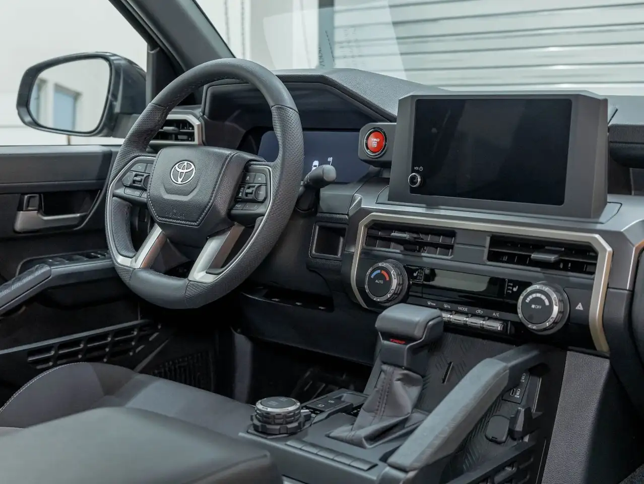 Toyota Tacoma снимка Toyota Tacoma