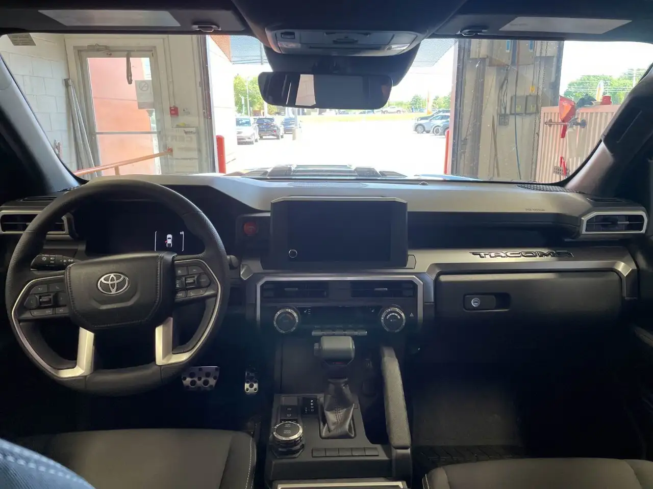 Toyota Tacoma снимка Toyota Tacoma