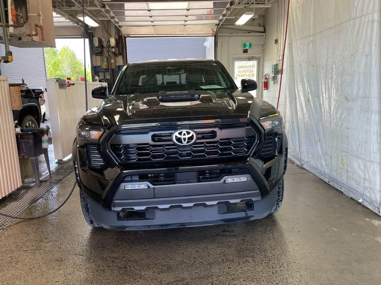 Toyota Tacoma снимка Toyota Tacoma