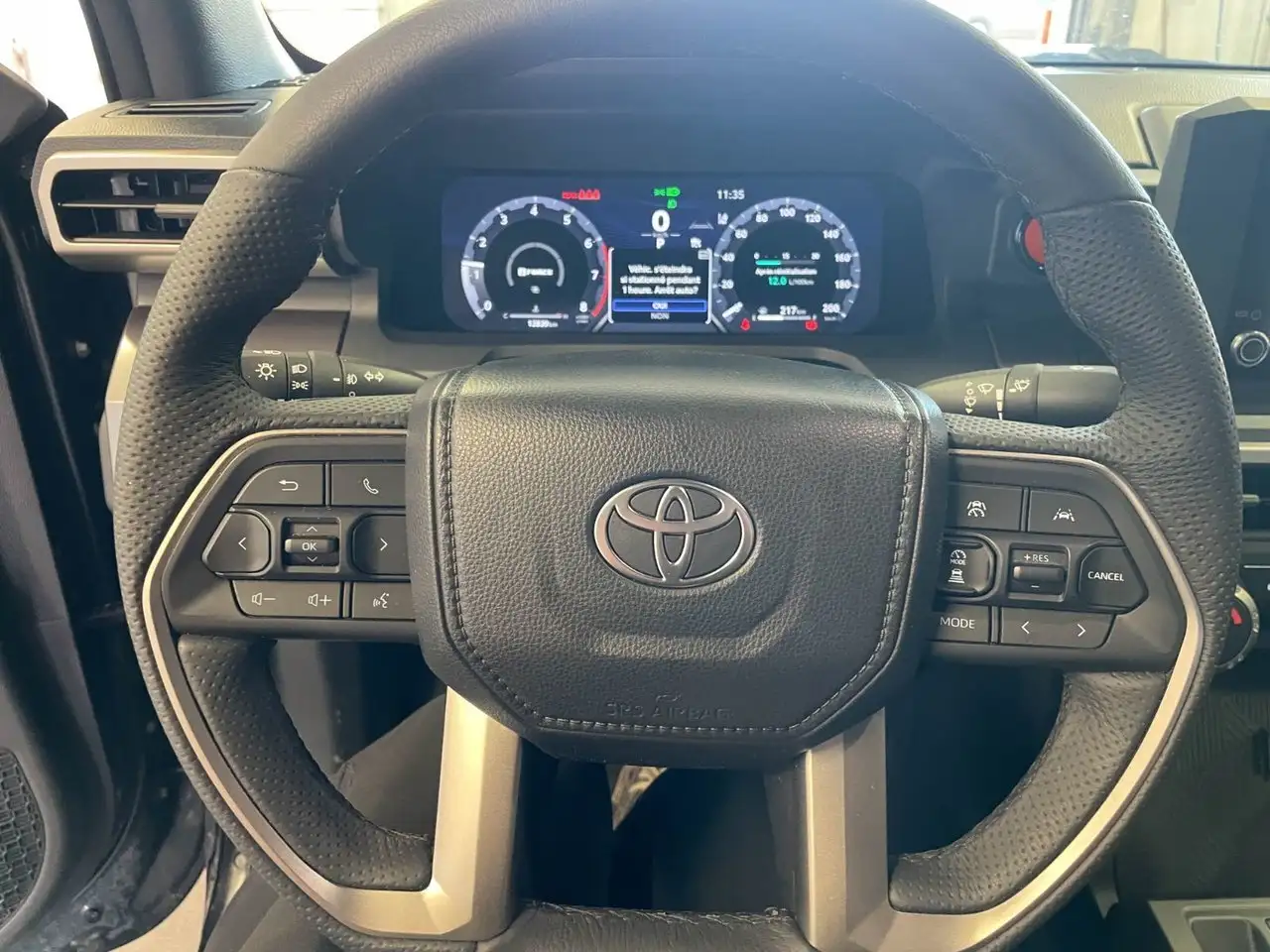 Toyota Tacoma снимка Toyota Tacoma